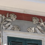 via Merliani 110 - fregio architrave